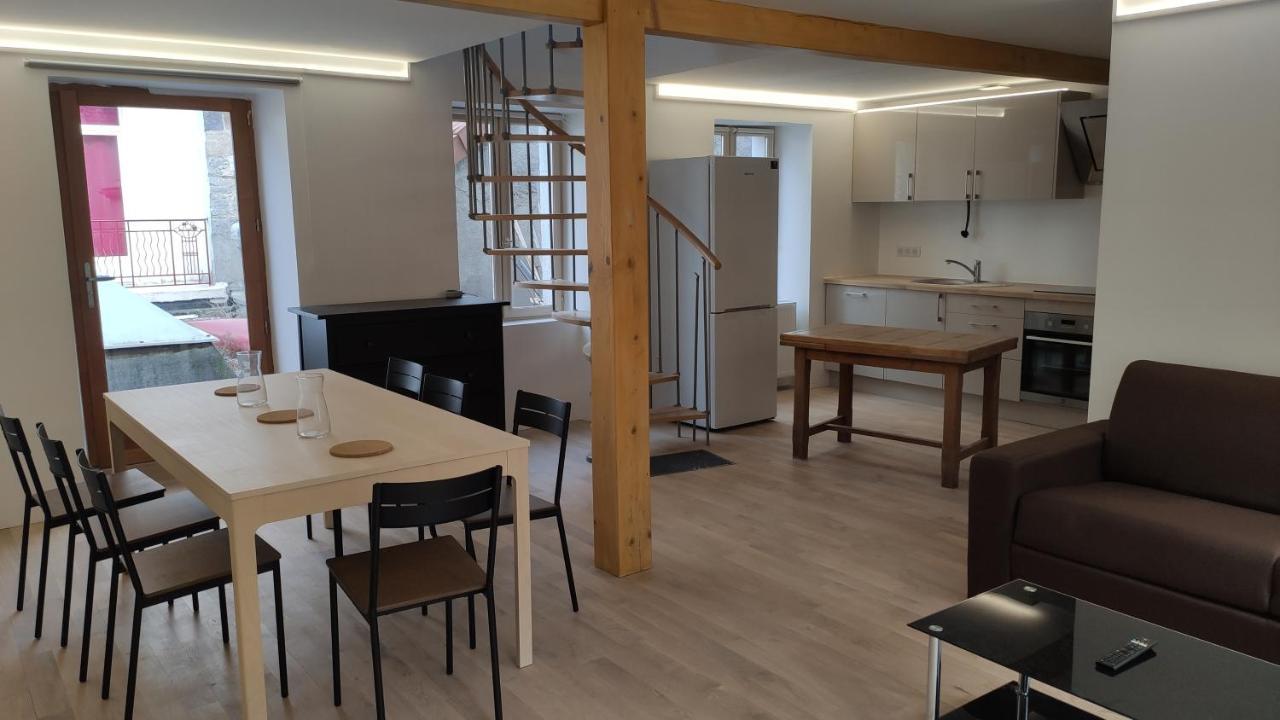 Maison Face A La Dordogne Avec Terrasse 라루브불 외부 사진